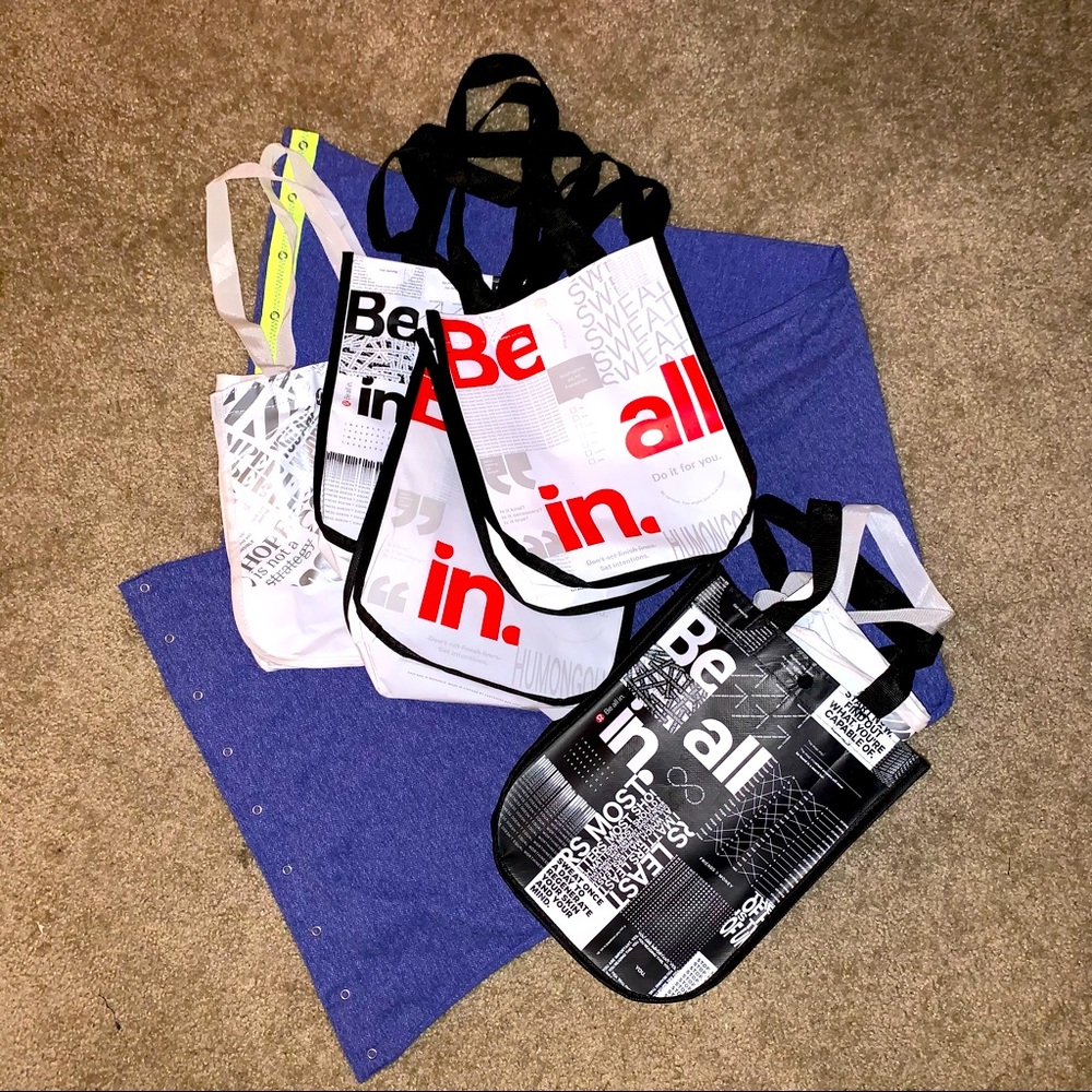 ❗️Free with purchase❗️Lululemon tote with sales